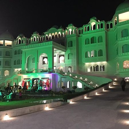 Morena Indralok Palace Hotel & Resort מראה חיצוני תמונה